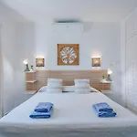 Vista Paraiso By Interhome
